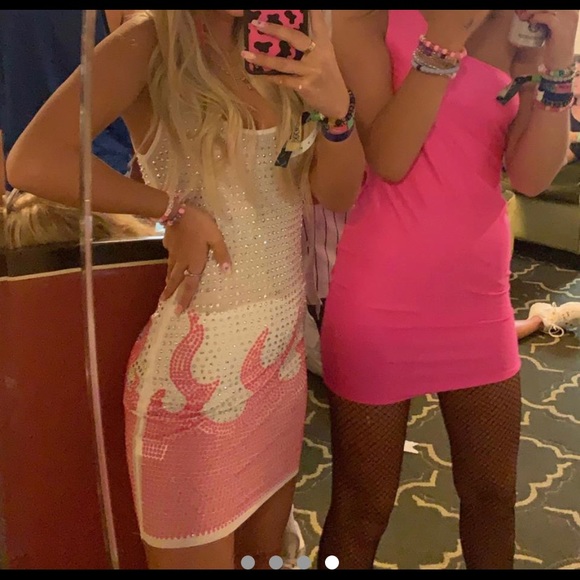 Dollskill Dress - Picture 3 of 3